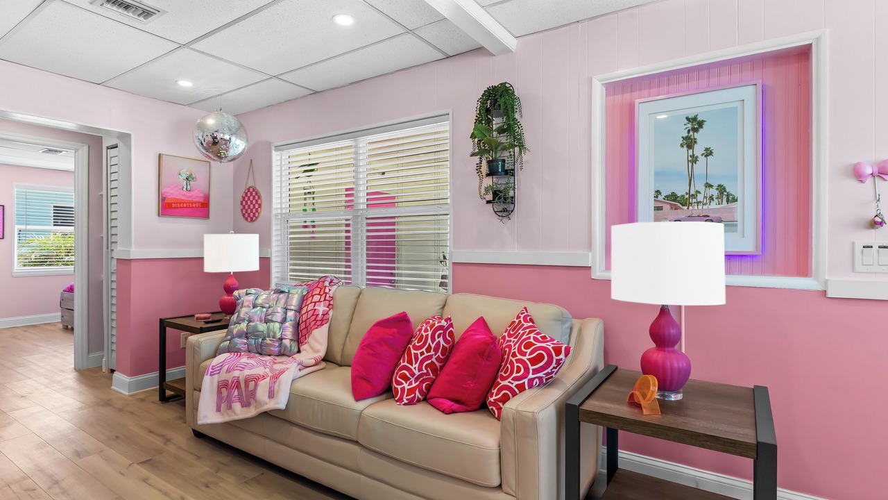 Photo of Livingroom in Redington Shores