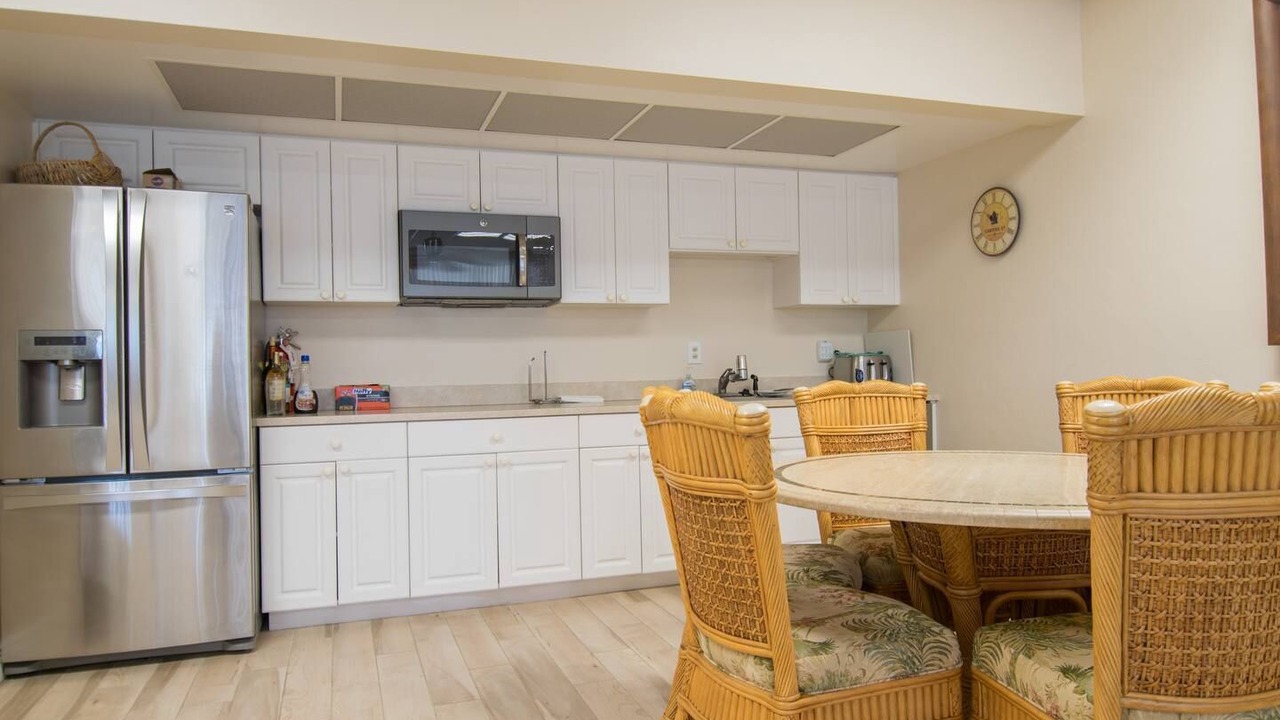 Photo of Bedroom in Vanderbilt Beach