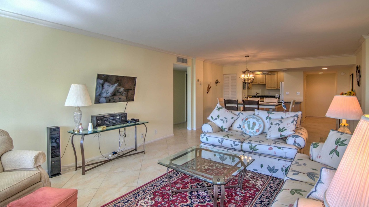 Photo of Bedroom in Vanderbilt Beach