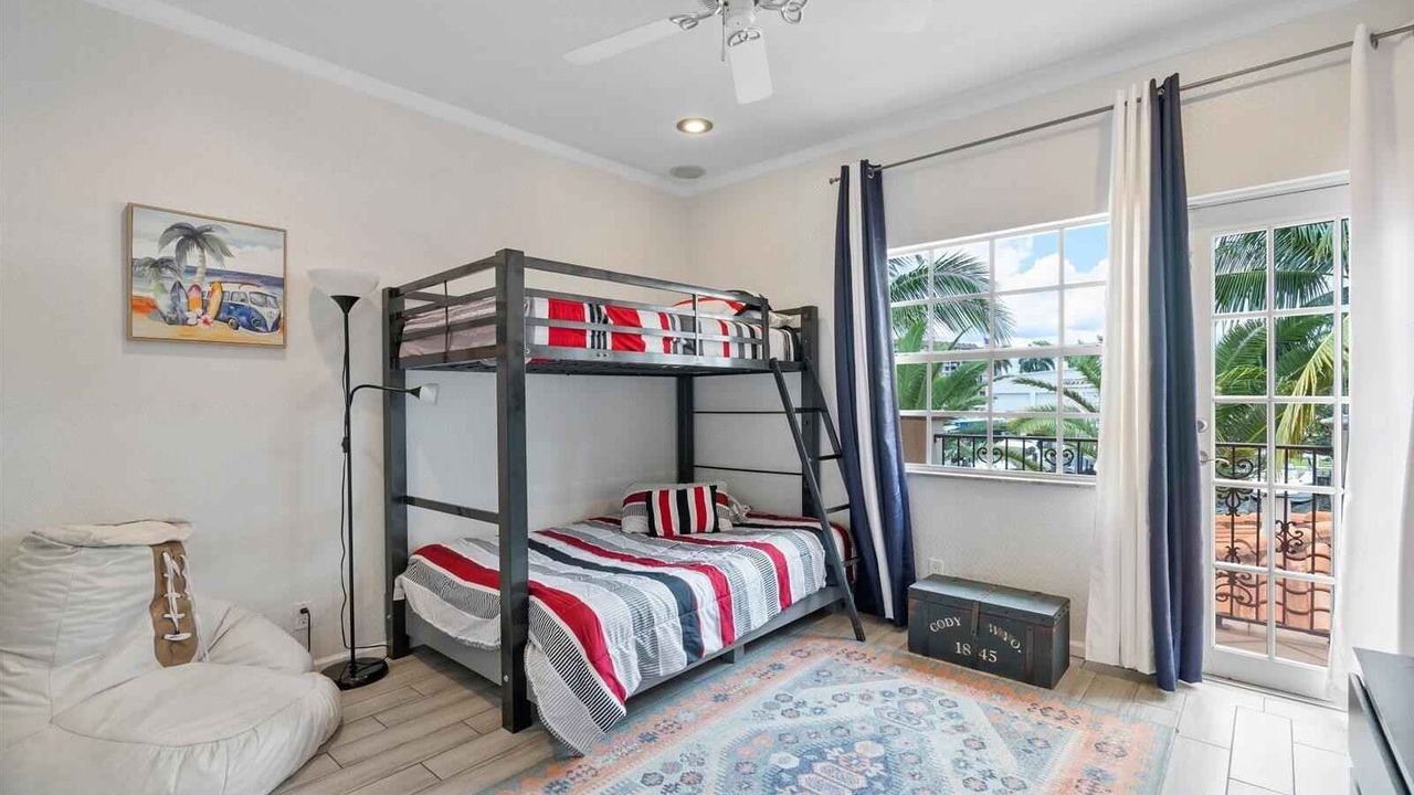 Photo of Bedroom in Cypress Point