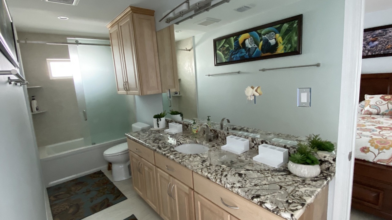 Photo of Bathroom in Cutthroat Harbor Estates