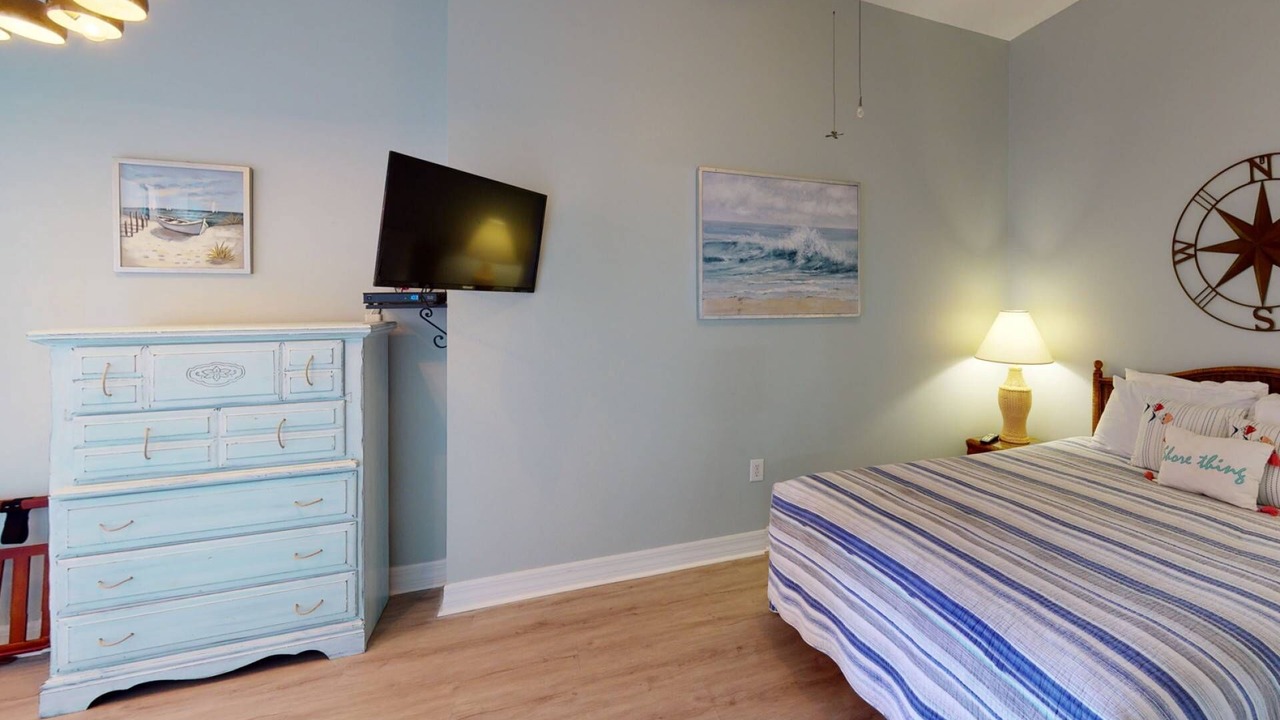 Photo of Bedroom in Madeira Beach