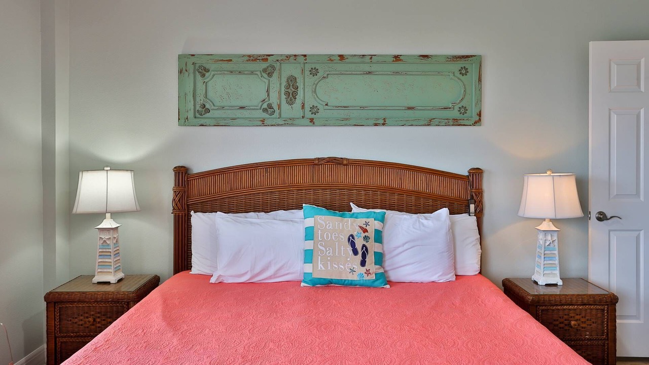 Photo of Bedroom in Madeira Beach