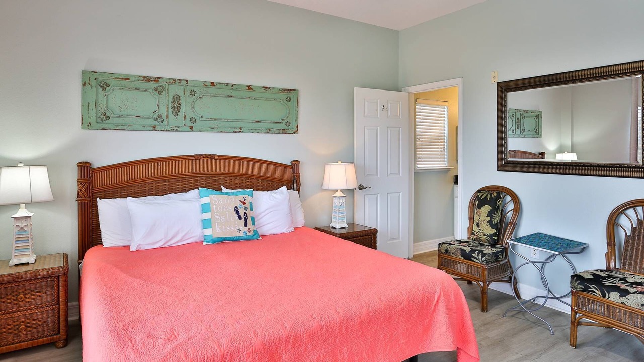 Photo of Bedroom in Madeira Beach