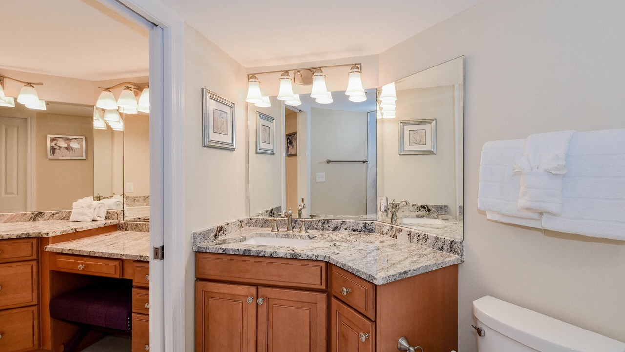 Photo of Bathroom in Holiday Isle