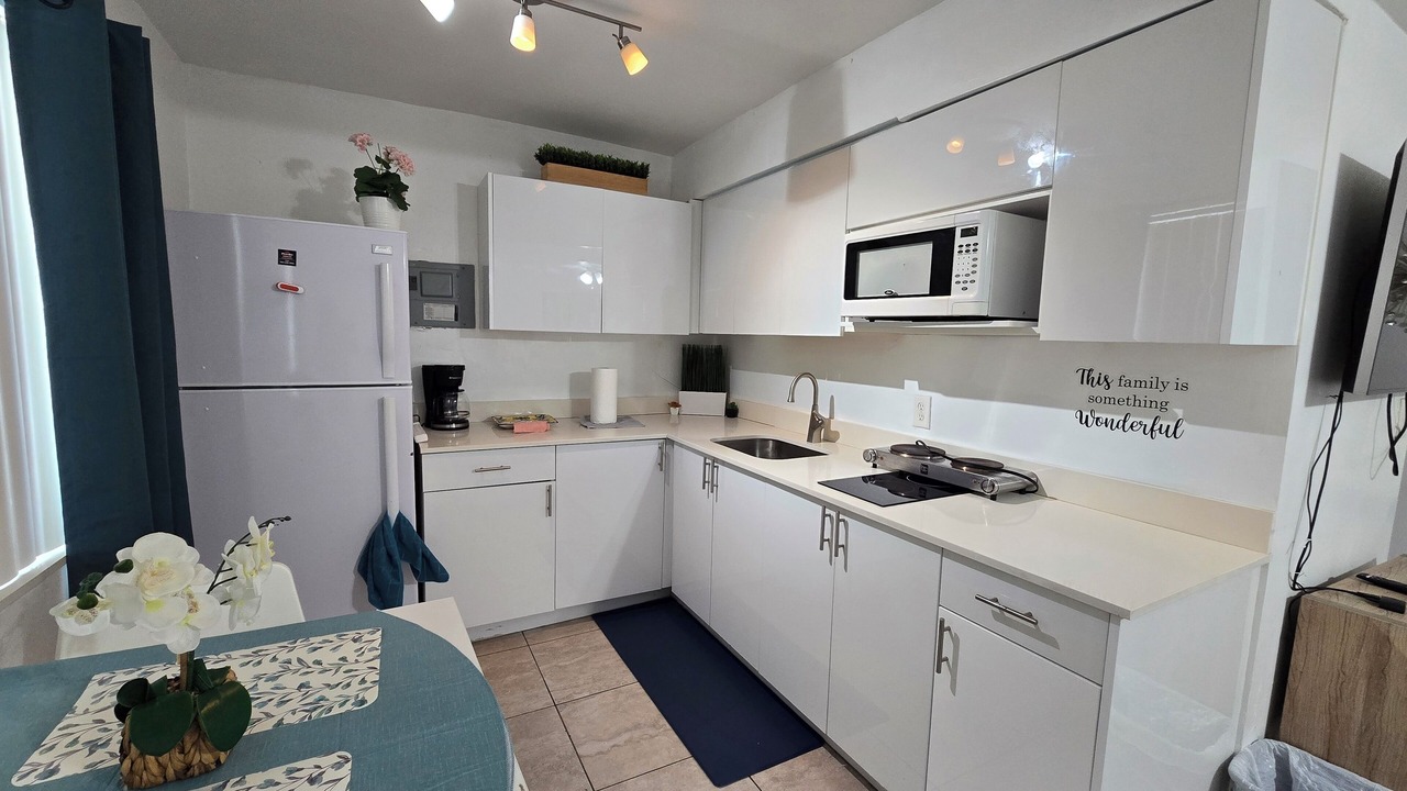 Photo of Kitchen in Royal Poinciana