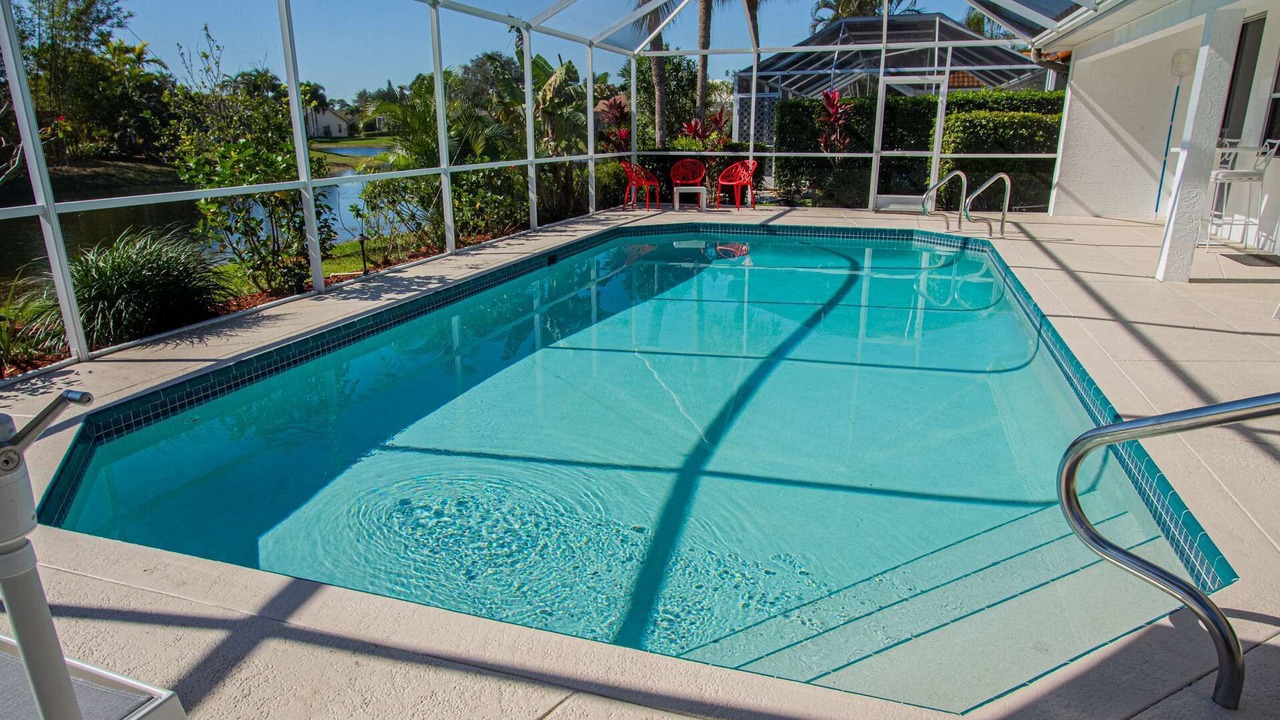 Photo of Outdoor in Crown Pointe