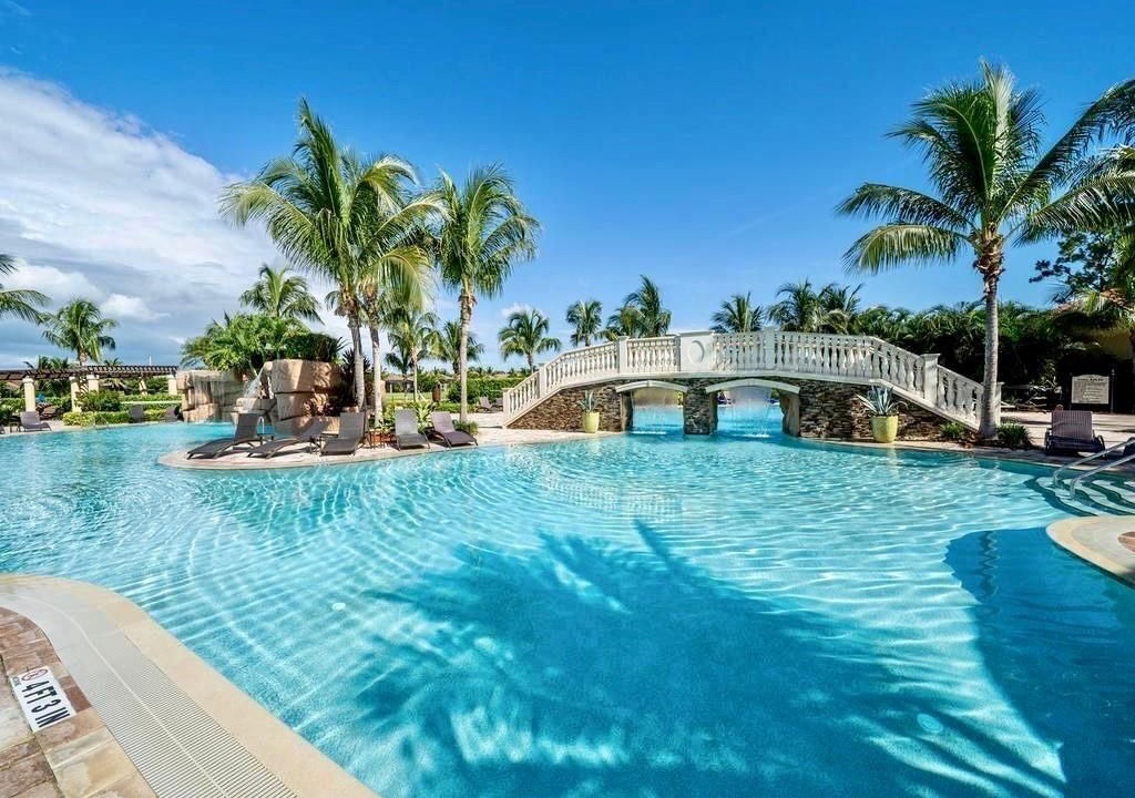 Photo of Outdoor in Naples