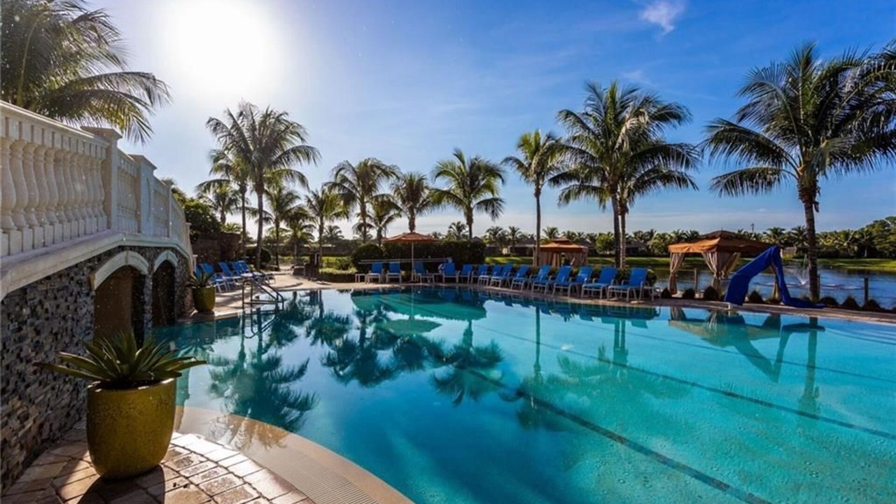 Photo of Outdoor in Naples