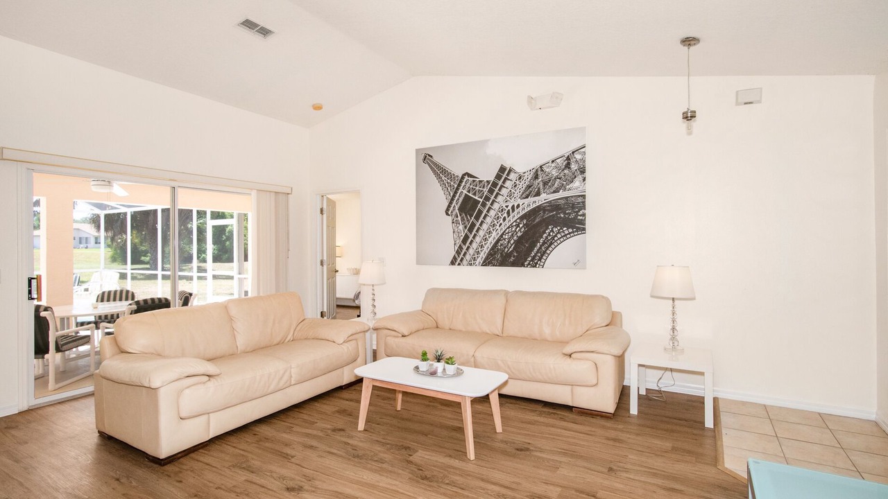 Photo of Livingroom in Hernando