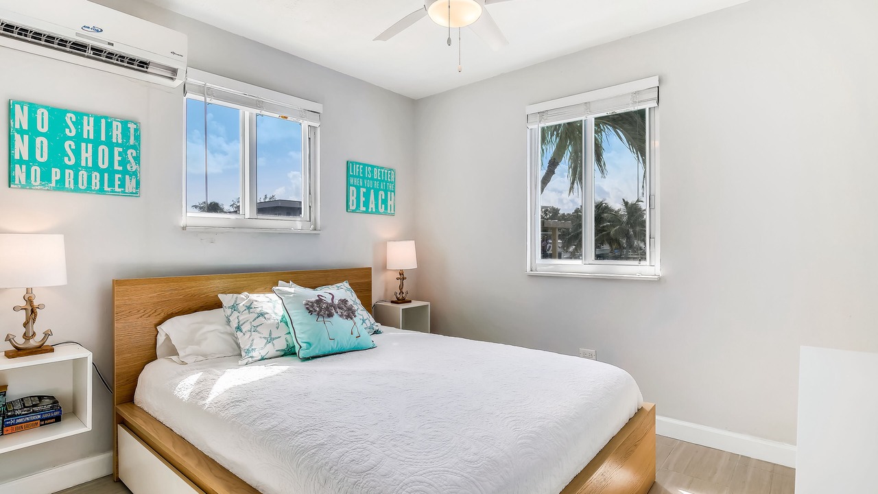Photo of Bedroom in Indian Waterways