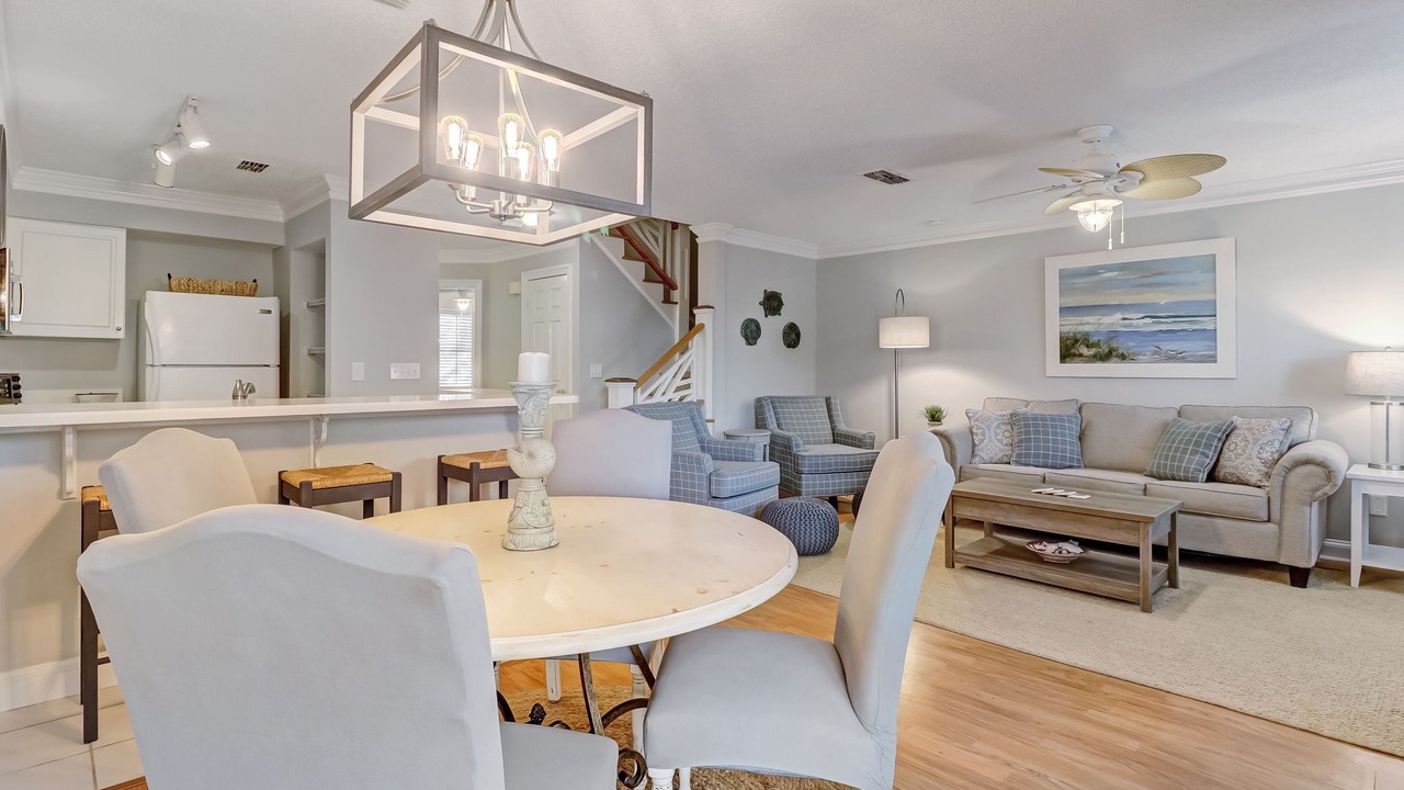 Photo of Livingroom in Amelia City