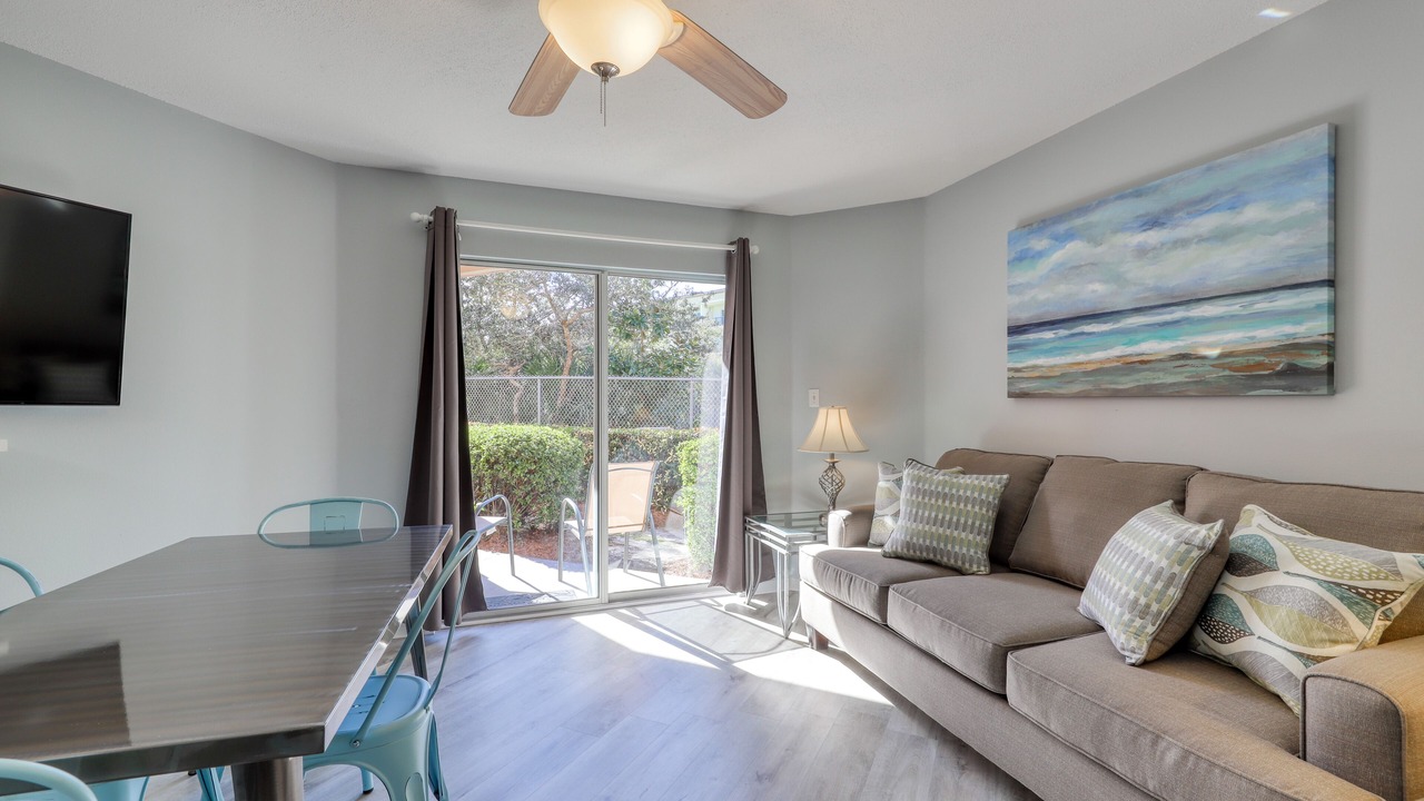 Photo of Livingroom in Fort Walton Beach - Destin