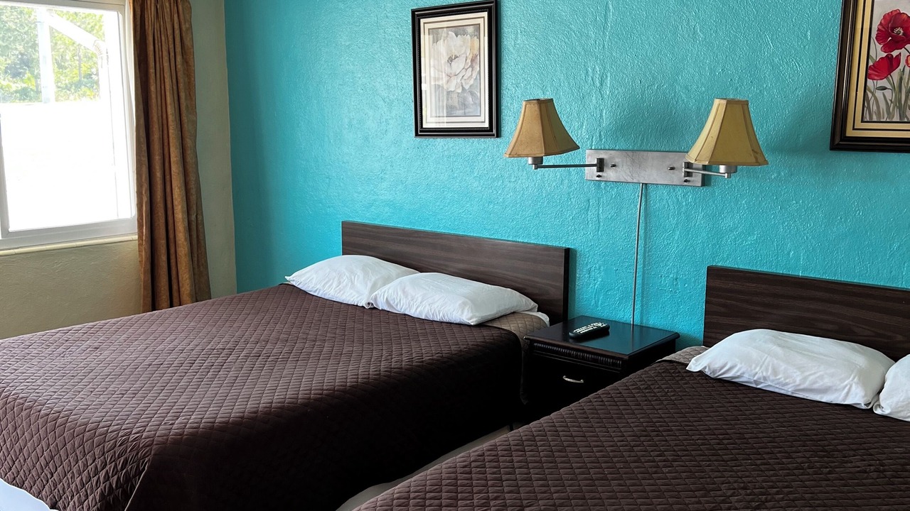 Photo of Bedroom in Edgewater