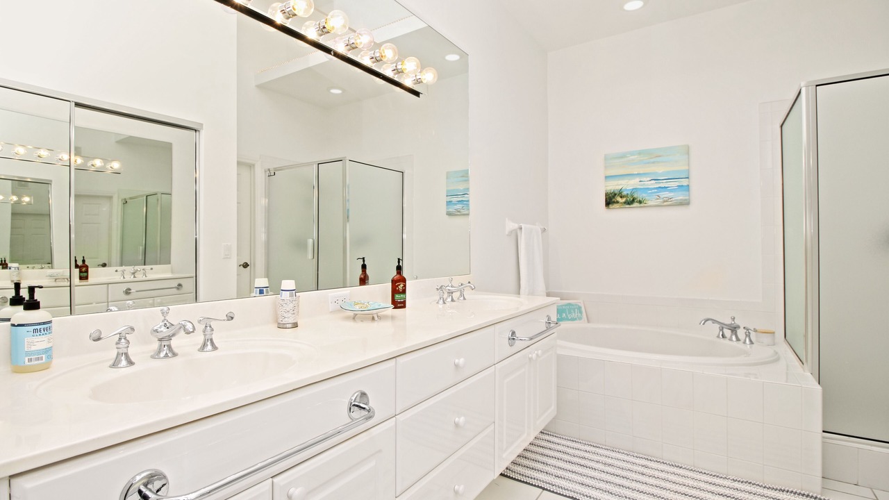Photo of Bathroom in Naples