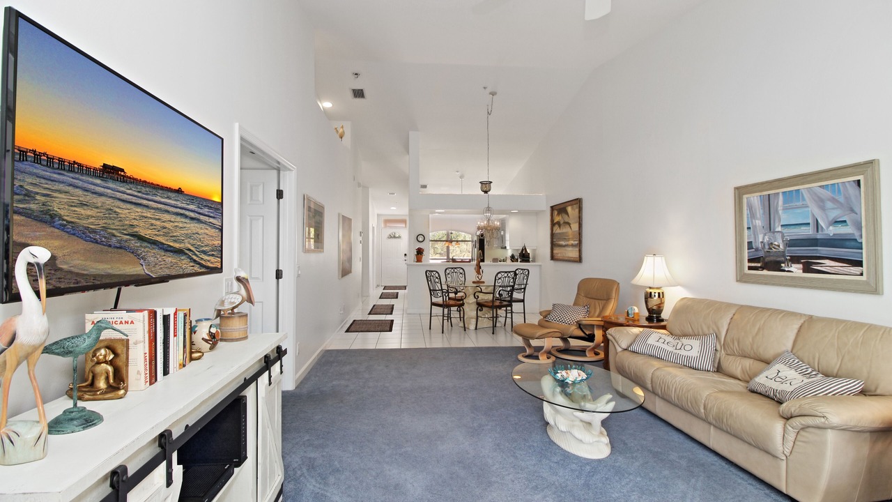 Photo of Livingroom in Naples