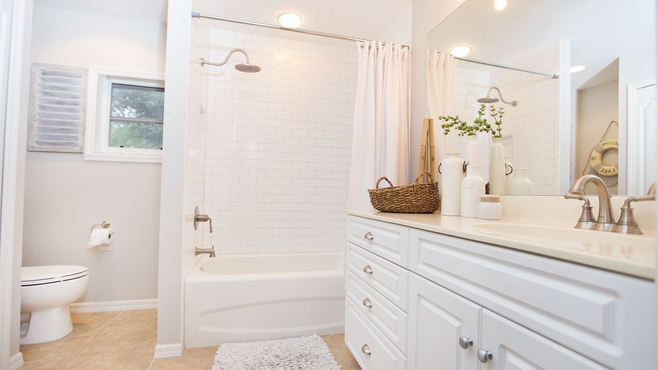 Photo of Bathroom in Fountain Lakes