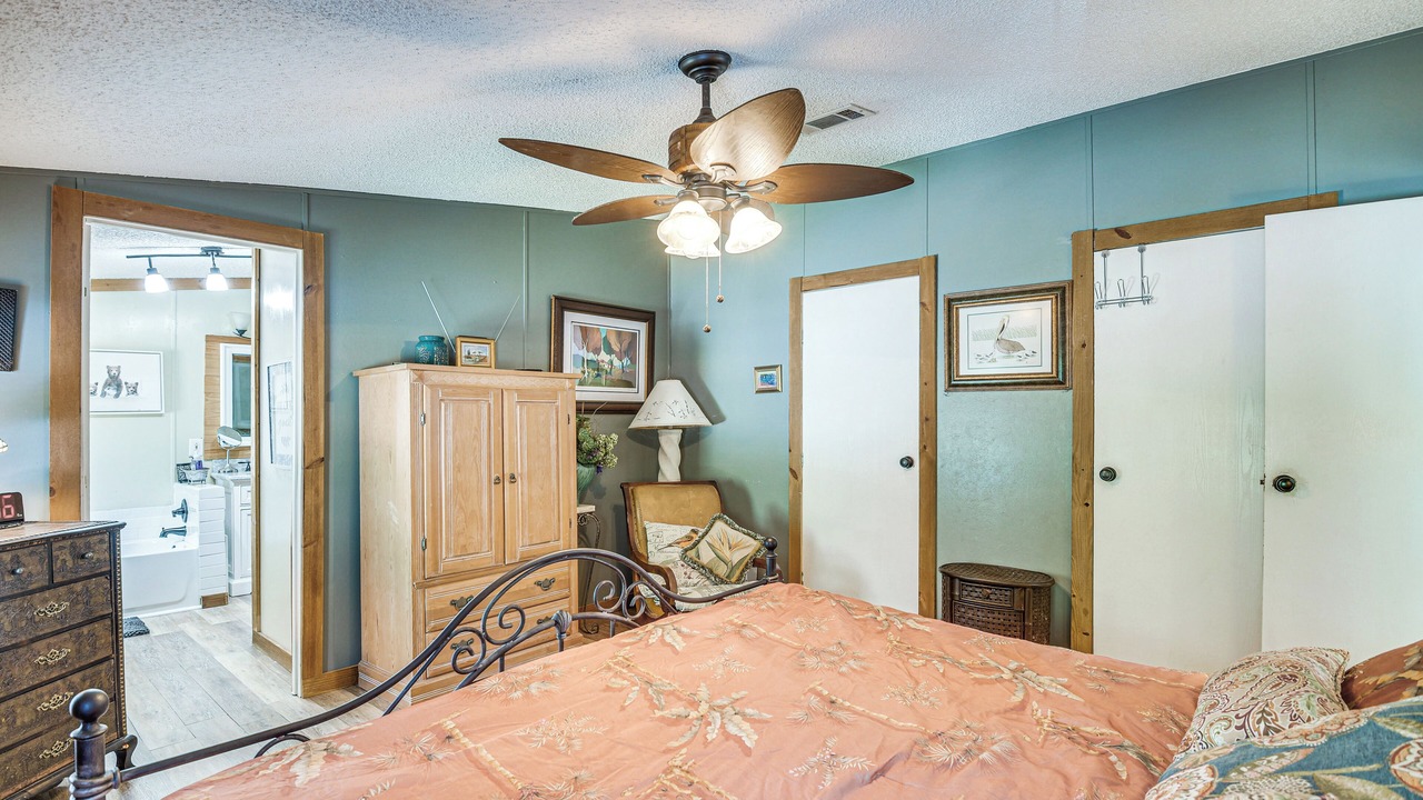 Photo of Bedroom in Silver Springs