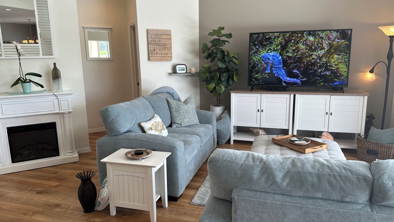 Photo of Livingroom in Falcons Glen