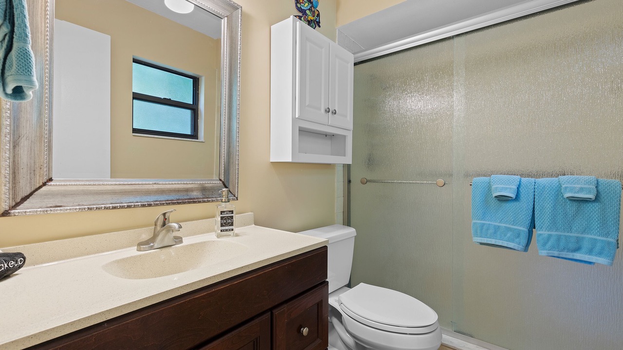 Photo of Bathroom in Wilbur-By-The-Sea
