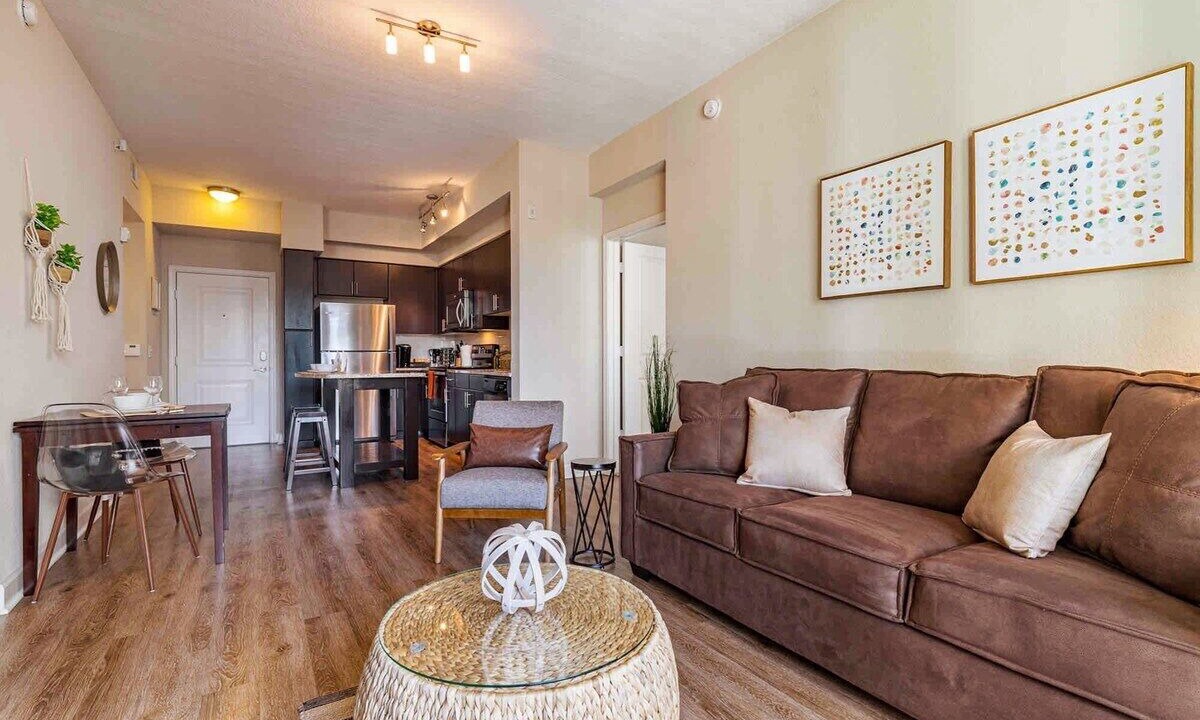 Photo of Livingroom in Carver City - Lincoln Gardens