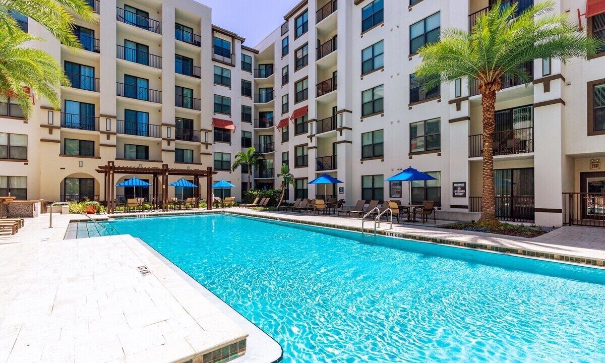 Photo of Outdoor in Carver City - Lincoln Gardens