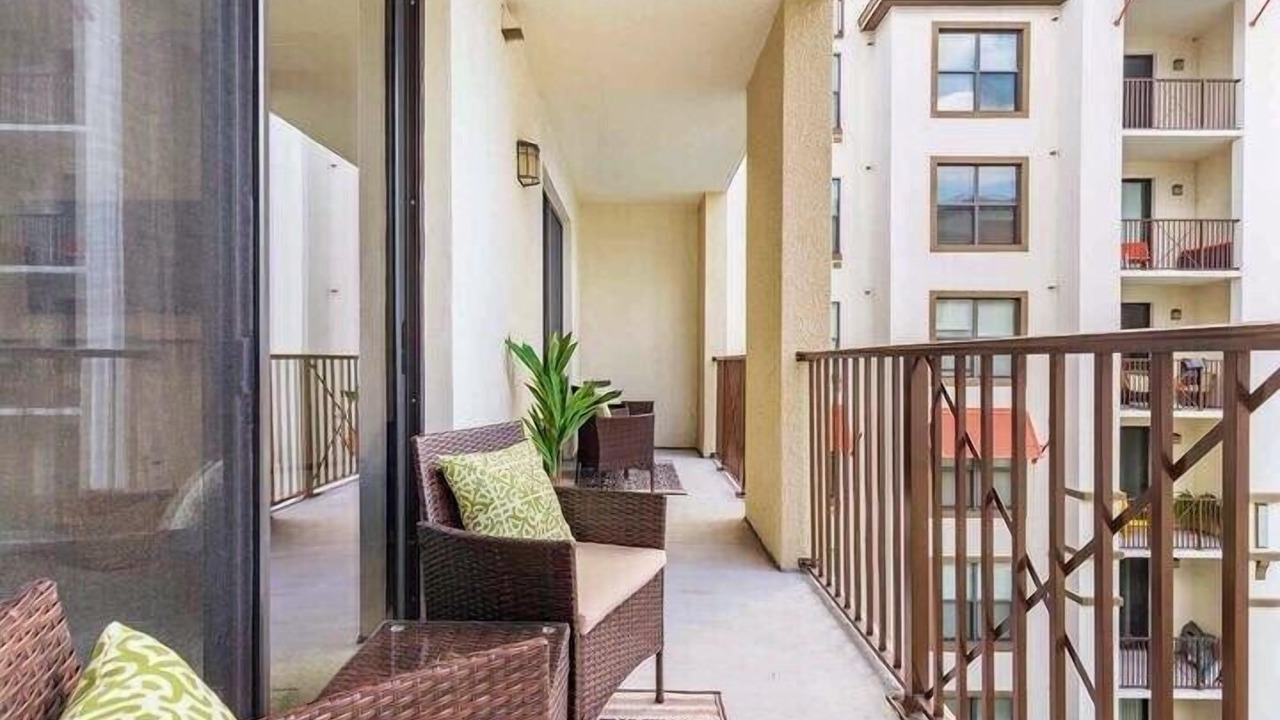 Photo of Outdoor in Carver City - Lincoln Gardens
