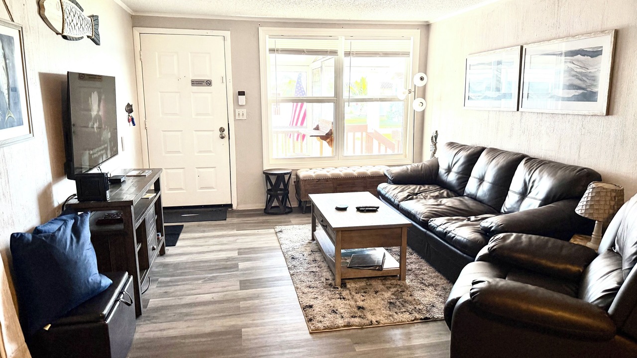 Photo of Livingroom in Everglades City