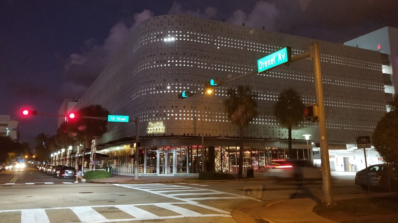 Photo of Others in South Beach