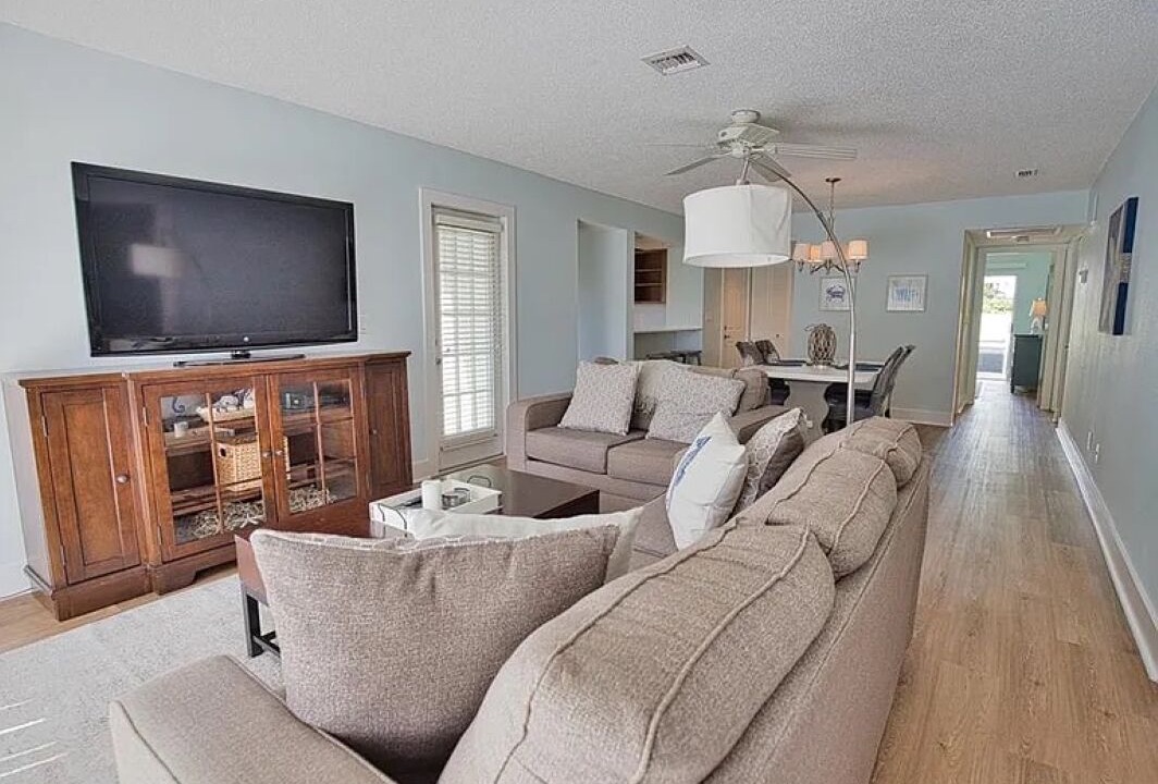 Photo of Livingroom in Plantation