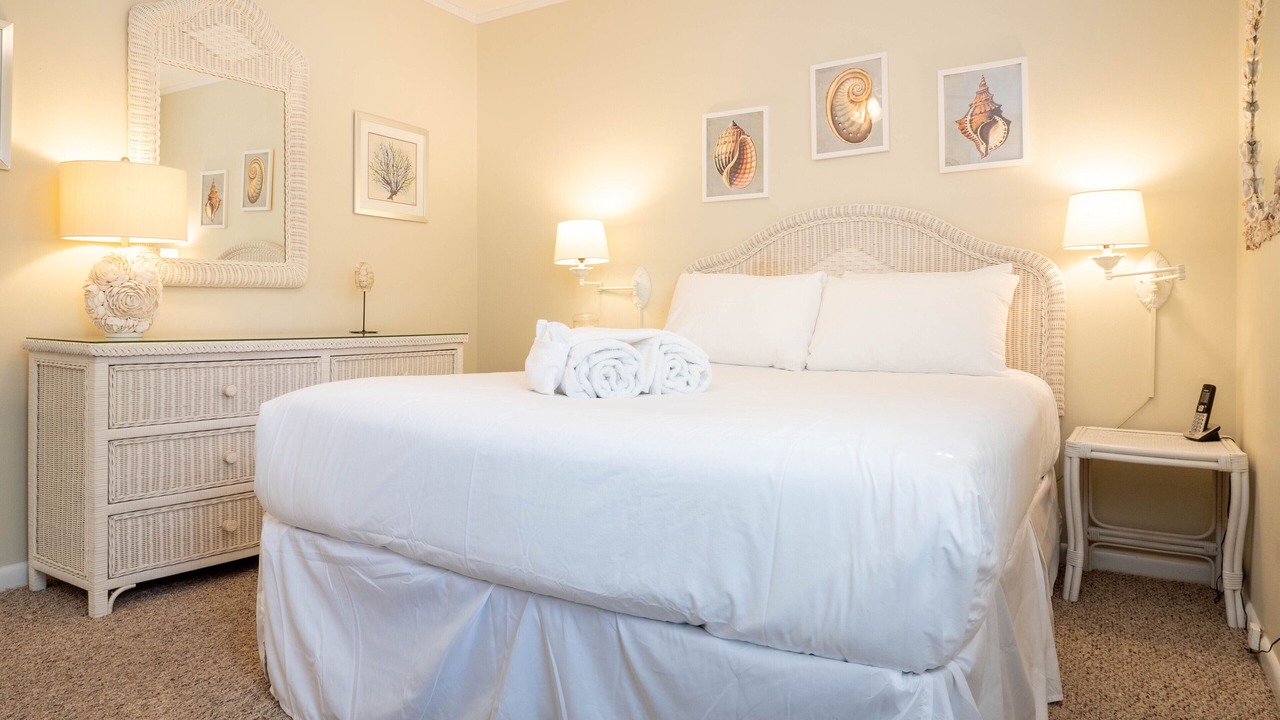 Photo of Bedroom in Holmes Beach