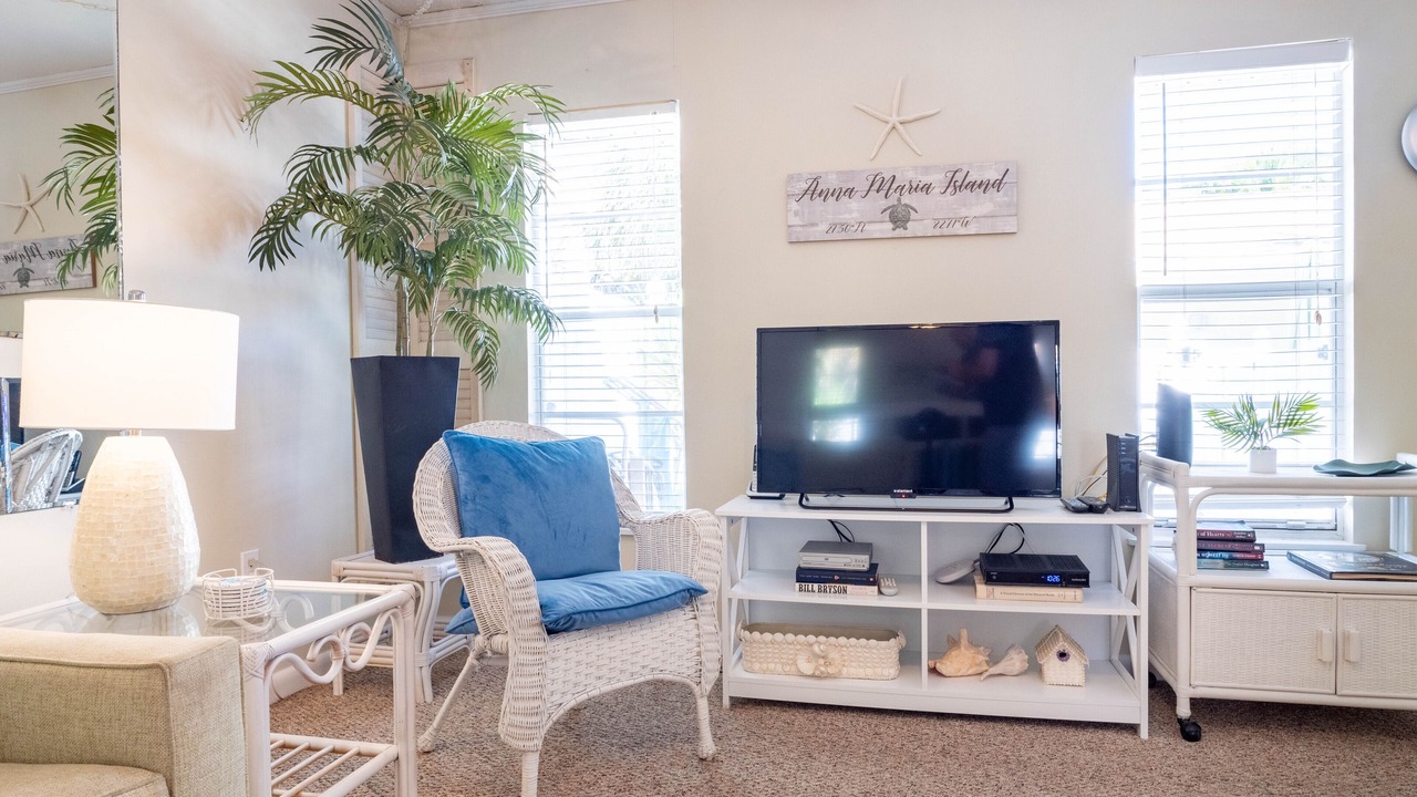 Photo of Livingroom in Holmes Beach