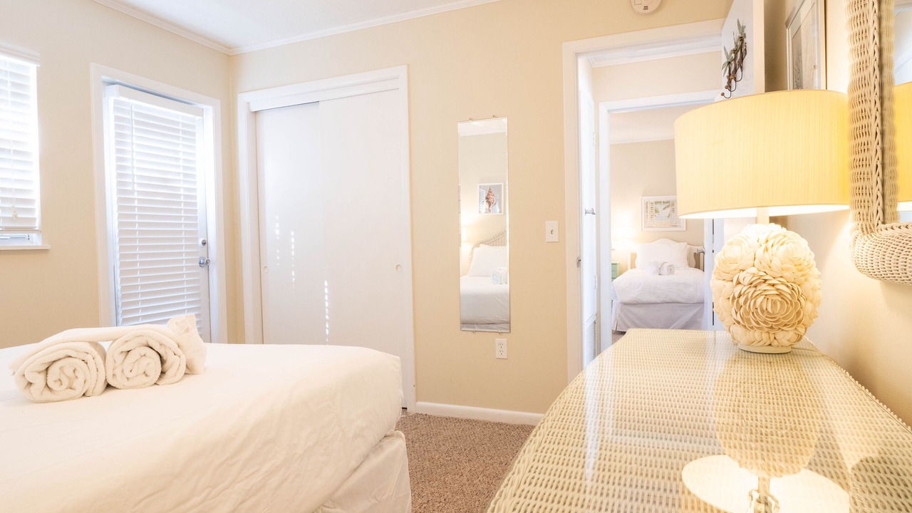 Photo of Bedroom in Holmes Beach