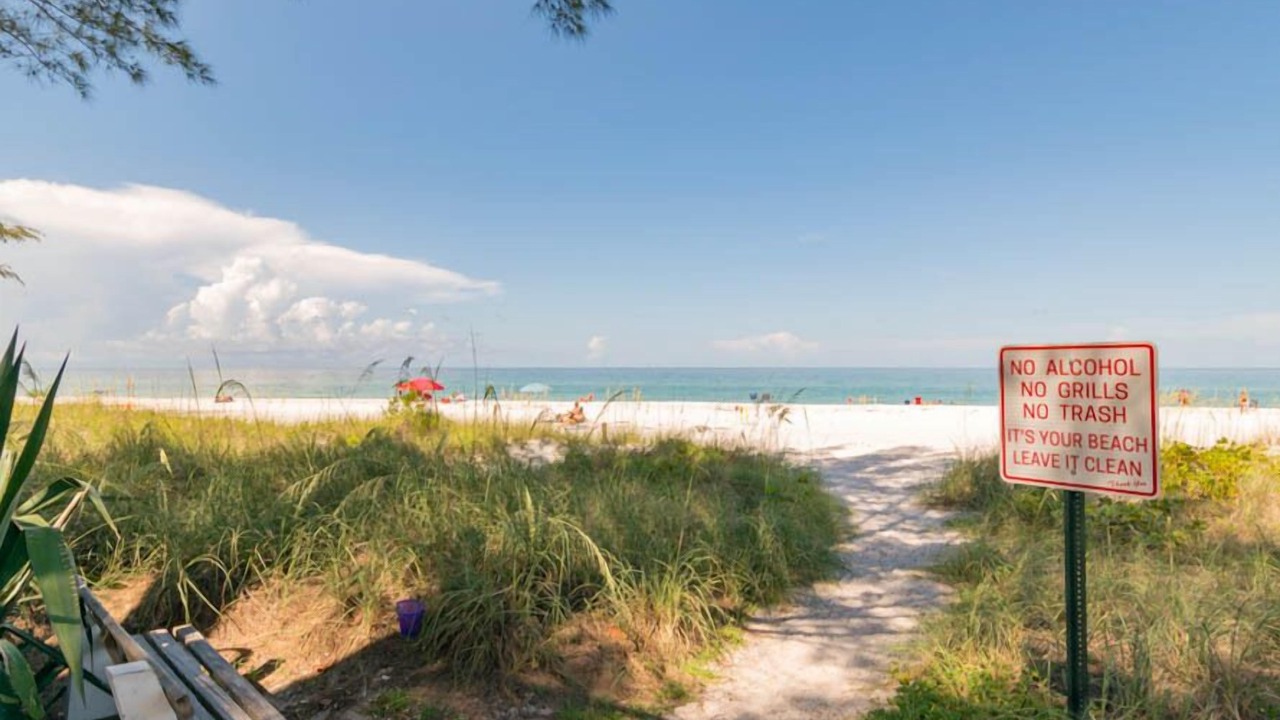 Photo of Others in Holmes Beach
