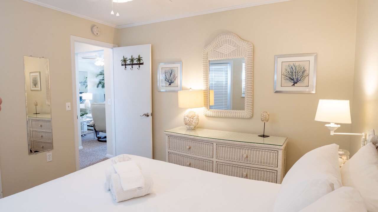 Photo of Bedroom in Holmes Beach