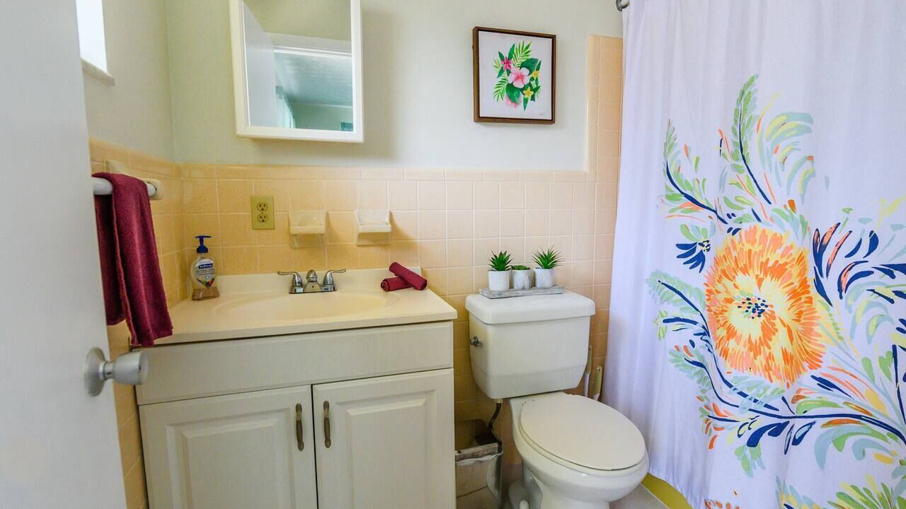 Photo of Bathroom in Lake Ridge