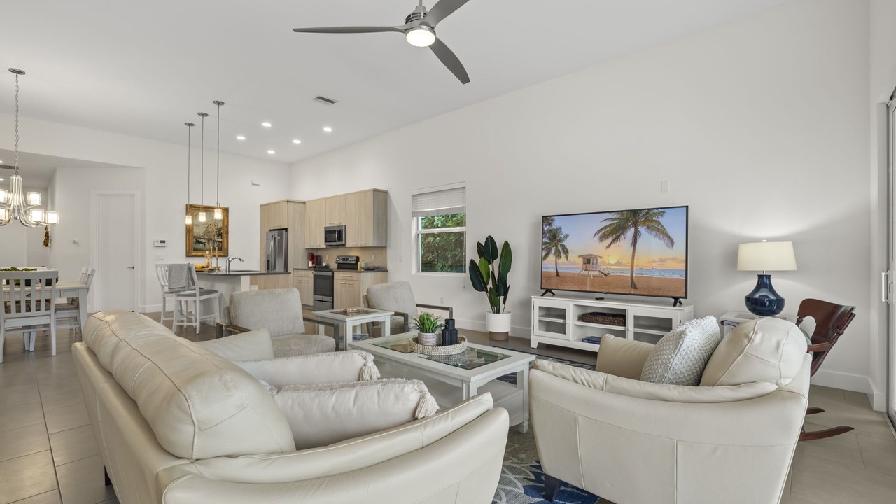 Photo of Livingroom in Naples Park
