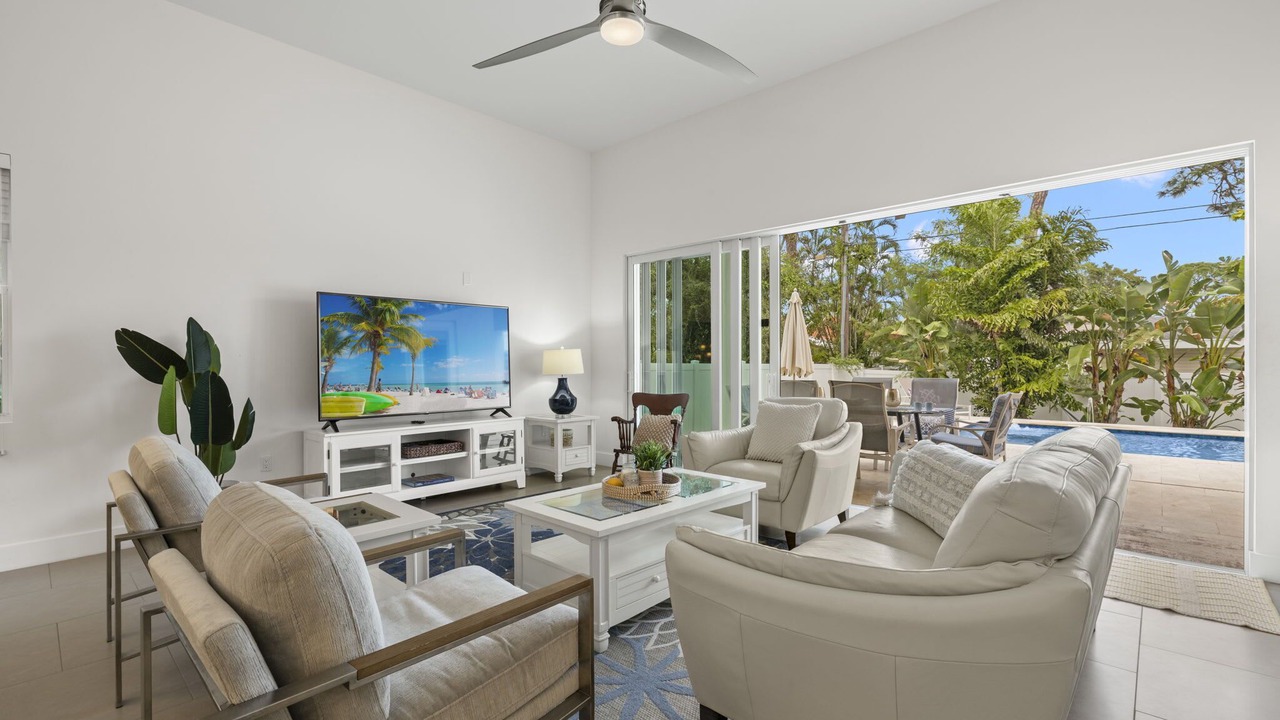 Photo of Livingroom in Naples Park