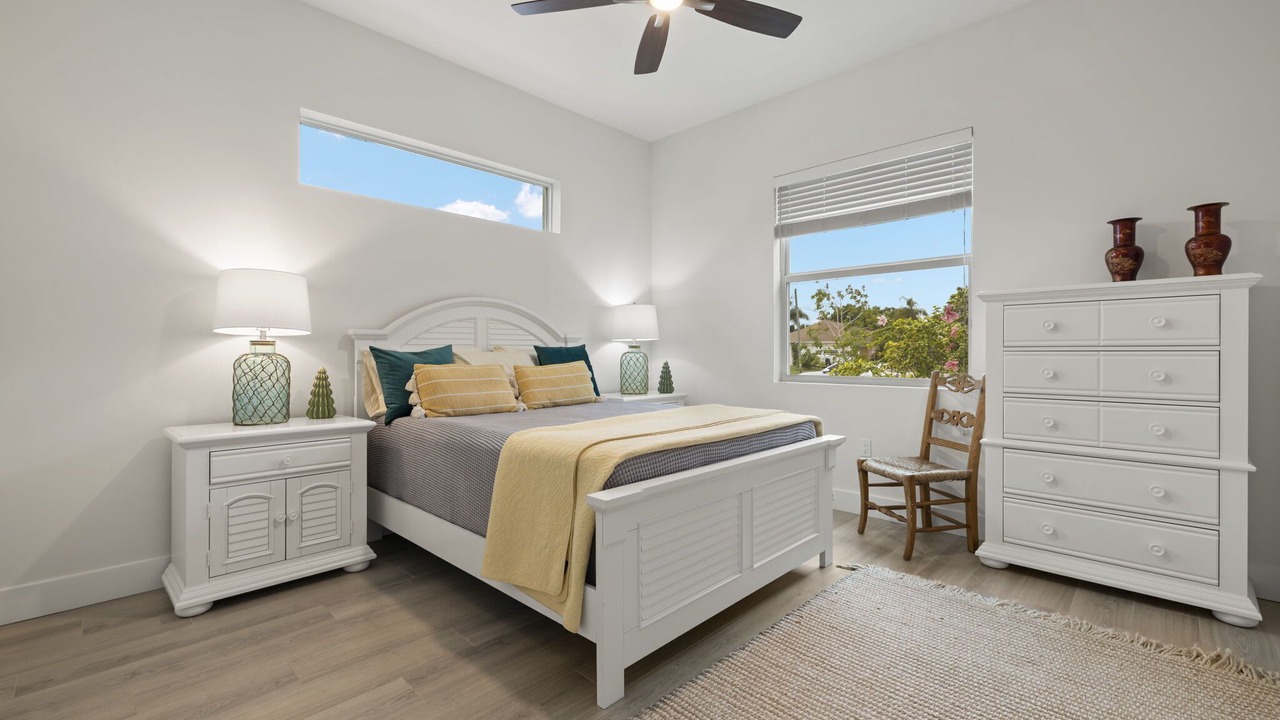 Photo of Bedroom in Naples Park