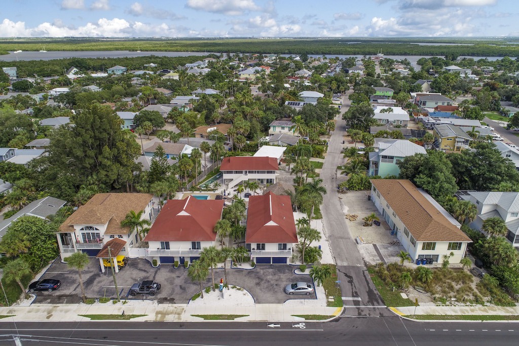 Photo of Buildings in Mid Island