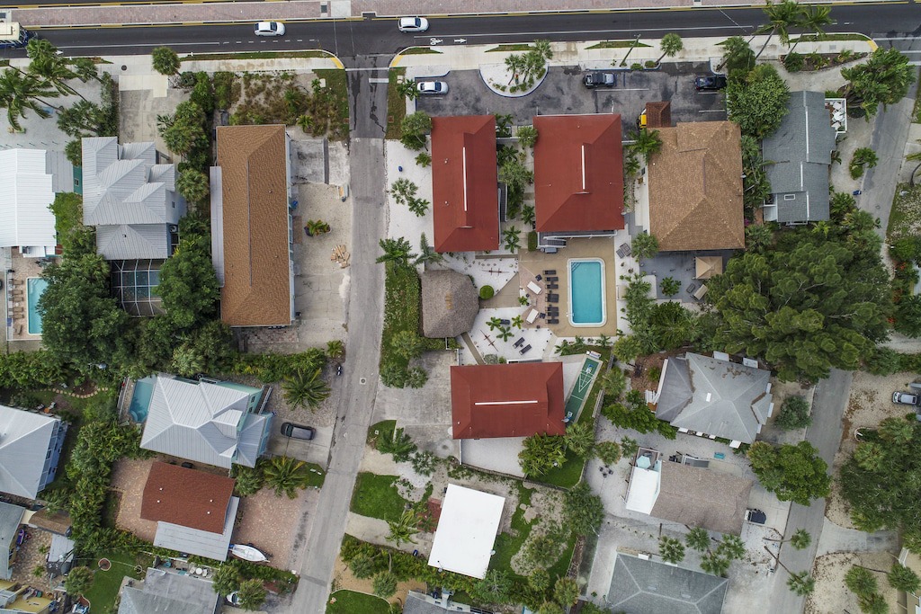 Photo of Buildings in Mid Island