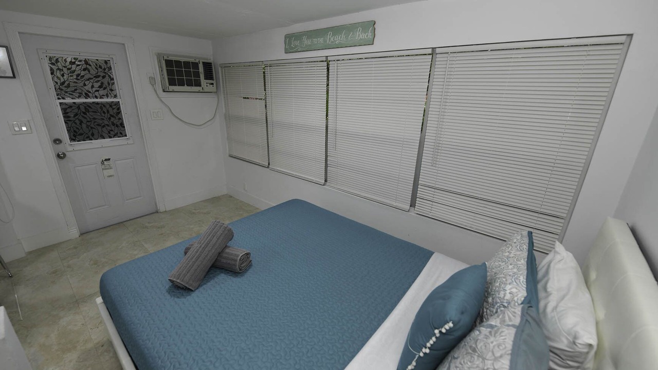 Photo of Bedroom in Lake Ridge