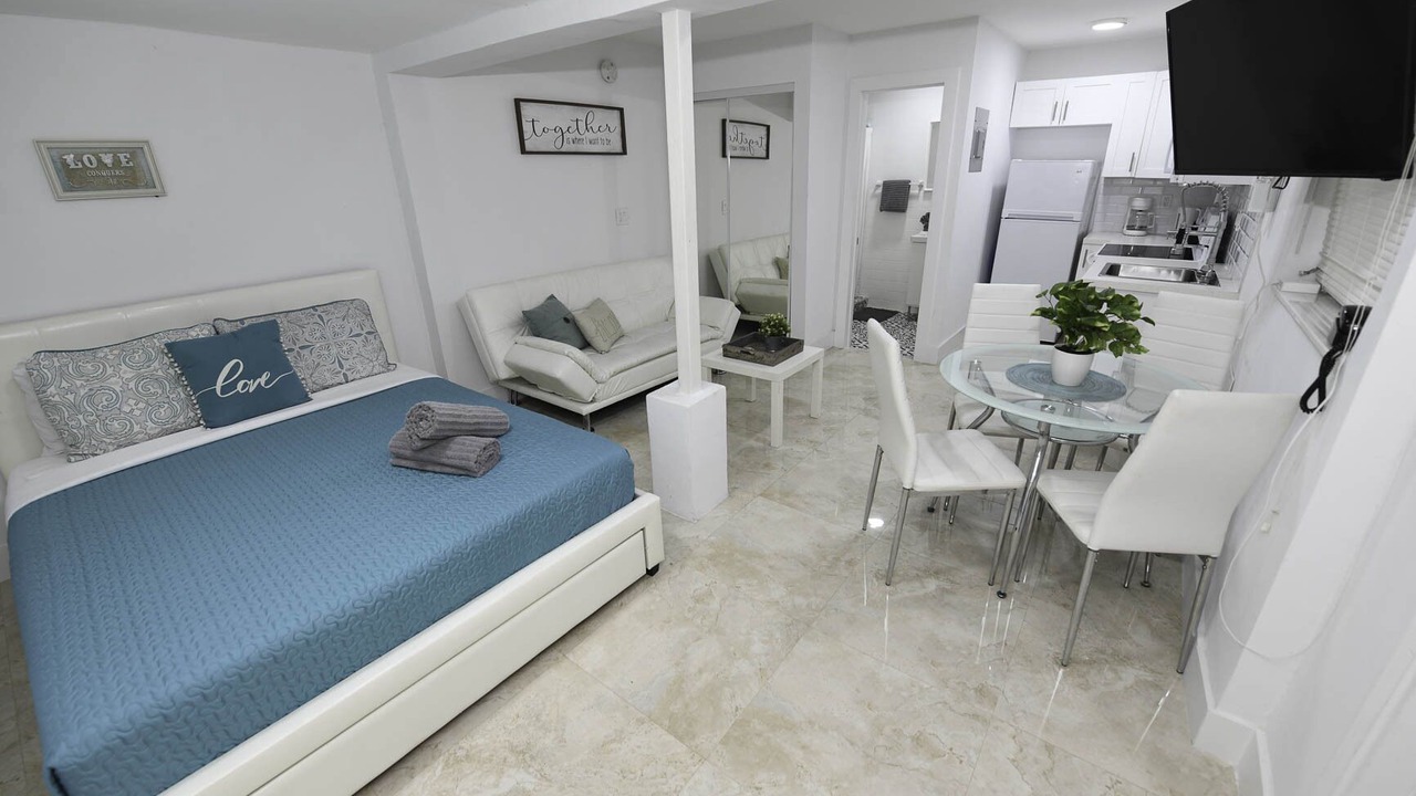 Photo of Bedroom in Lake Ridge