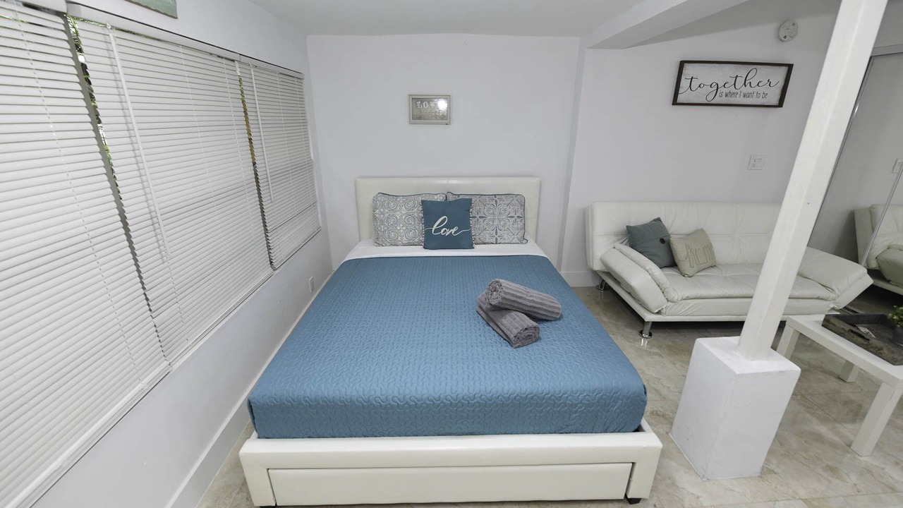 Photo of Bedroom in Lake Ridge