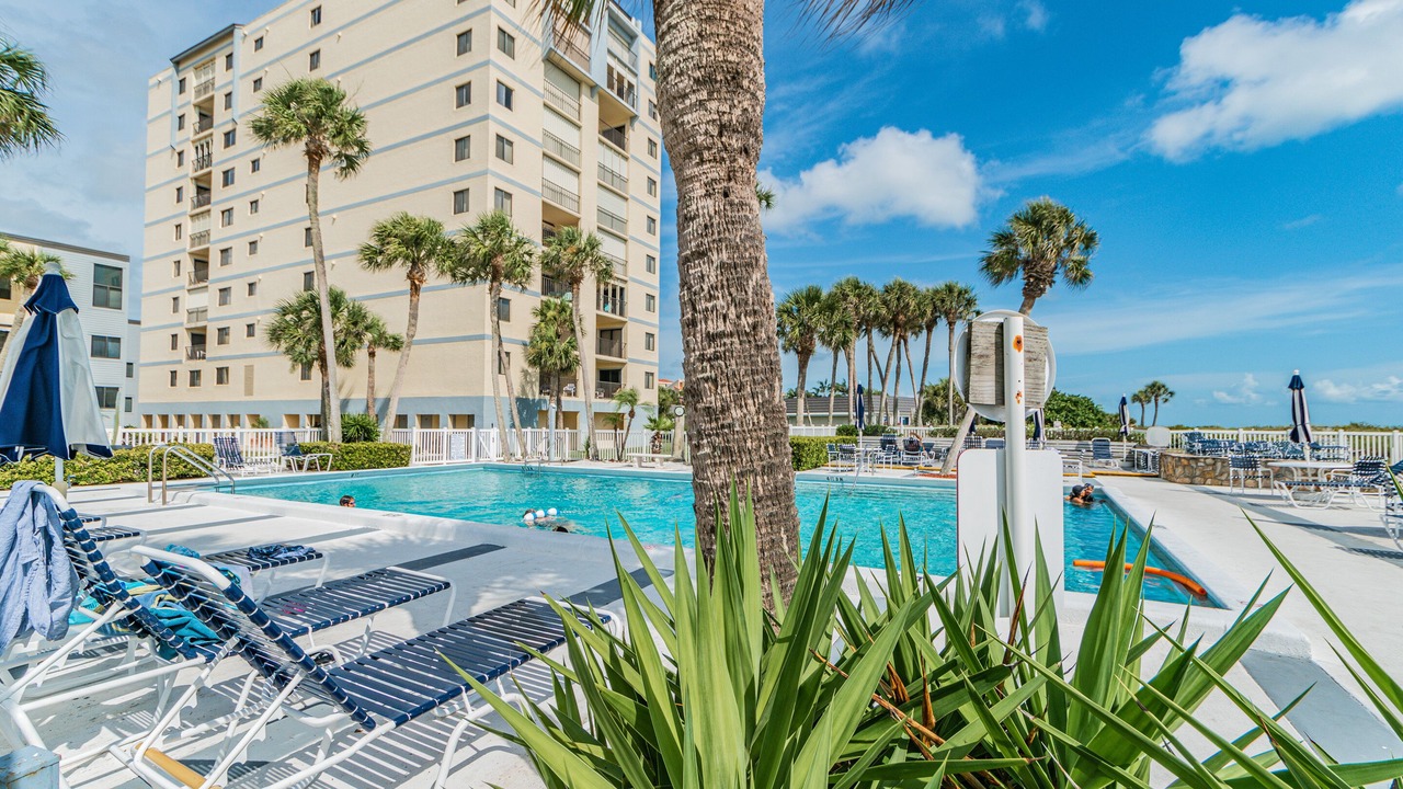 Photo of Outdoor in Golden Beach