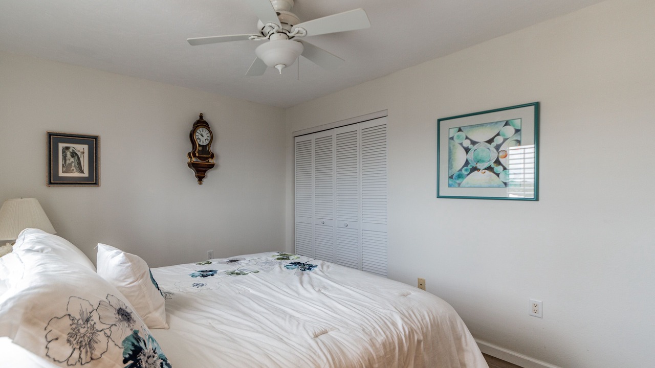Photo of Bedroom in Golden Beach