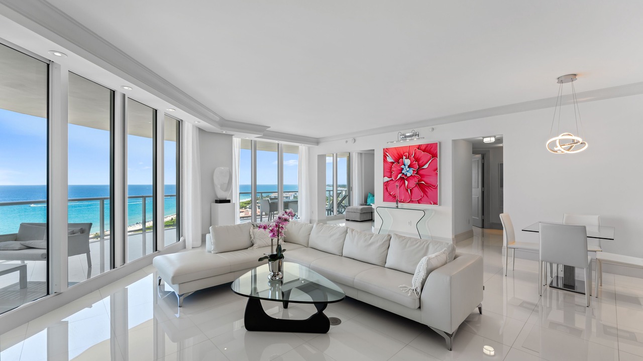 Photo of Livingroom in Florida North Atlantic Coast