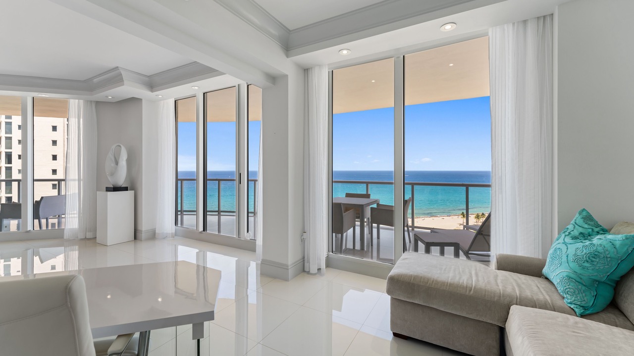 Photo of Livingroom in Florida North Atlantic Coast