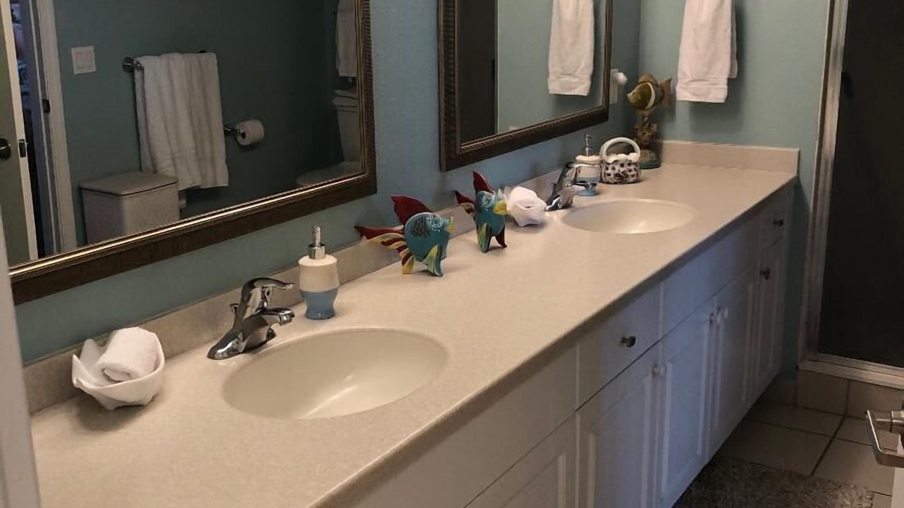 Photo of Bathroom in Ortona Park