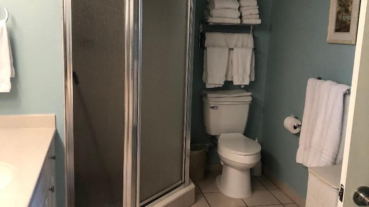 Photo of Bathroom in Ortona Park